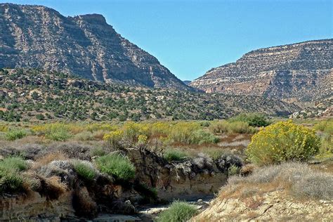 Mountain Desert of the Colorado Plateau in Grand Staircase Escalante ...