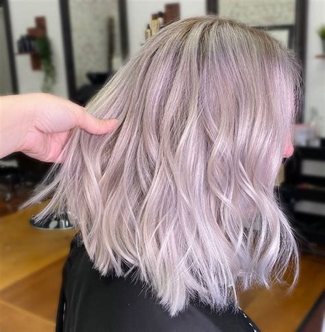 Platinum Blonde Glosty