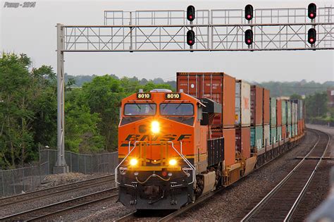 Eastbound Bnsf Intermodal Train At Kansas City Mo Flickr