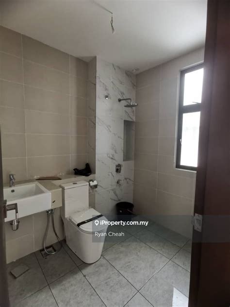 Puchong Bandar Kinrara Intermediate 2 Sty Terrace Link House 4