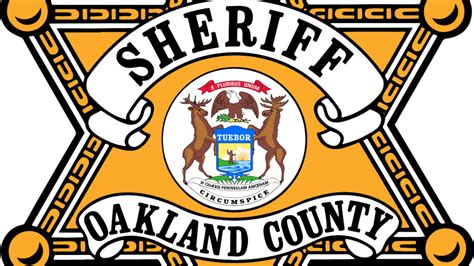 SHERIFF: Oakland County man dies after losing control of motorcycle