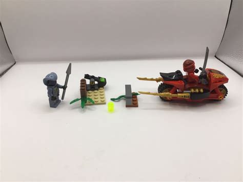 Lego Ninjago 71734 Kais Blade Cycle With 2 Minifigures Complete Ebay Uk