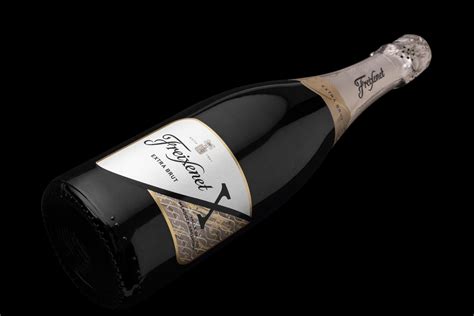 Freixenet X Extra Brut Gift Box Finca Ferrer Wines