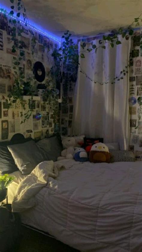эстетичные комнаты💚 | Grunge room, Chill room, Dreamy room
