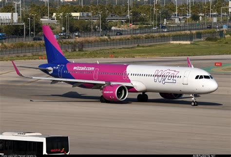 Wizz Air Airbus A321 HA LVR Photo 74835 Airfleets Aviation