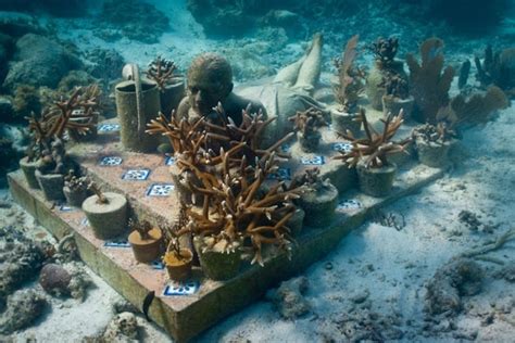 Cancun Underwater Museum (Artist Jason deCaires Taylor on his Marine ...