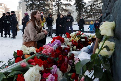 M S De Tres Centenares De Detenidos En Los Homenajes A Navalni En Rusia