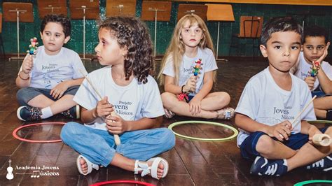 Academia Jovens Músicos abre vagas para aulas de música em Piracicaba