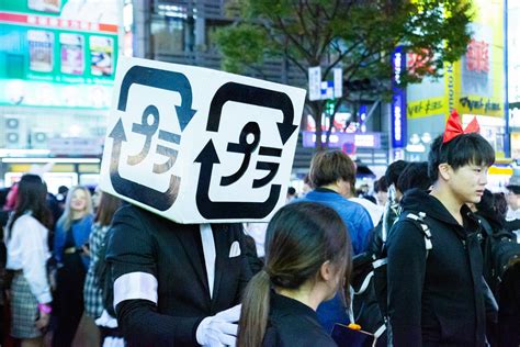 How Do Japanese People Celebrate Halloween? – The Otaku Box