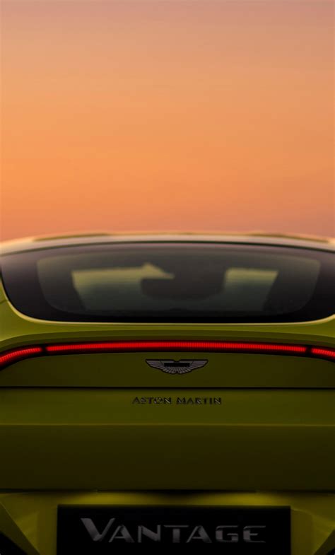 Aston Martin Iphone Wallpapers Wallpaper Cave