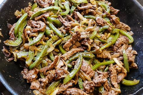 20-Minute Beef Pepper Steak Recipe: This Easy Pepper Steak Recipe Is a ...