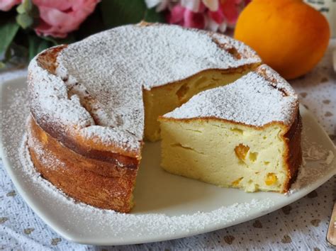 TORTA CREMOSA RICOTTA E PESCHE dolce ricetta senza farina Cucinare è