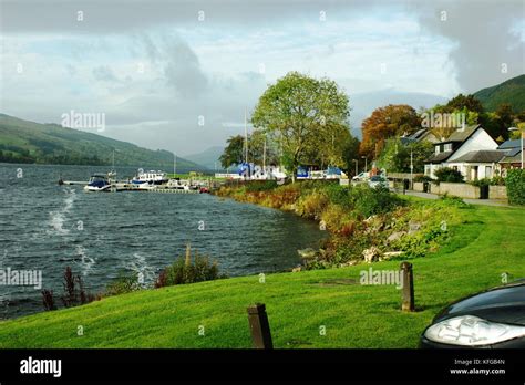 Loch Tay at Kenmore, Scotland Stock Photo - Alamy