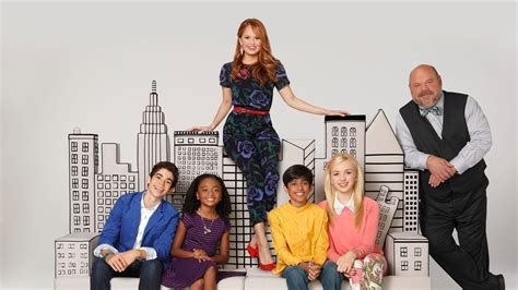 Watch Jessie · Season 4 Full Episodes Online - Plex