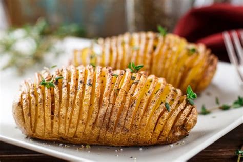 Ropogós sült krumpli Hasselback burgonya Recept képpel Mindmegette