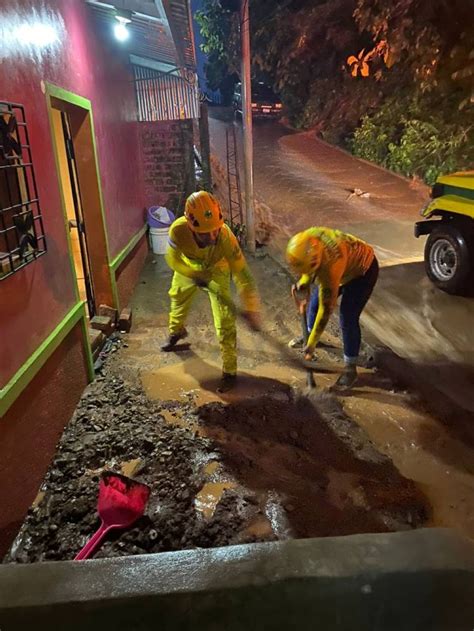 Lluvias Del Domingo Dejan Dos Menores Fallecidos Y Viviendas Da Adas