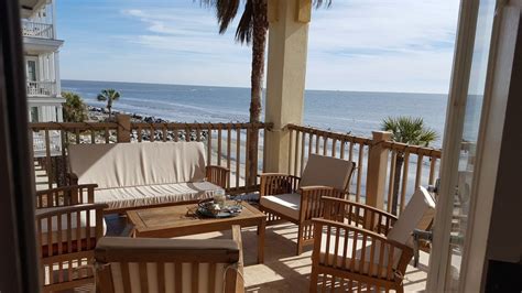 Beautiful Oceanfront 3 Bedroom 3 Bath Condo Walking Distance To The