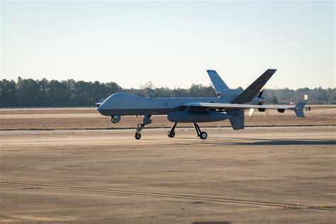 Total Force Teamwork Lands Mq Reaper For First Time At Shaw D