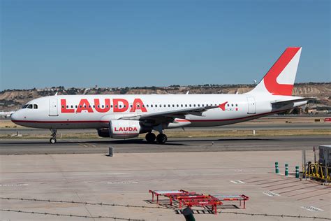 9H LMJ Lauda Europe Airbus A320 214 Madrid Barajas MAD Flickr