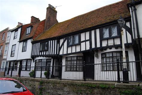 Tudor House High St Old Town Hastings © N Chadwick Cc By Sa20