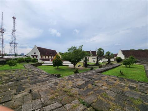 Fort Rotterdam Warisan Sejarah Kerajaan Gowa Tallo Di Makassar