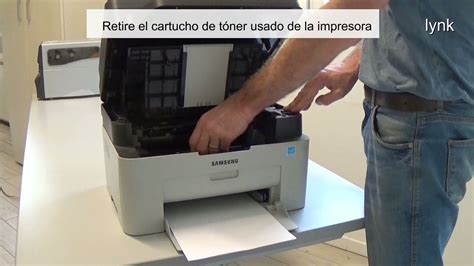 Sustituir El Cartucho De Toner Samsung Mlt D111s Xpress Mfp Sl M2070 M2071 M2079 Youtube