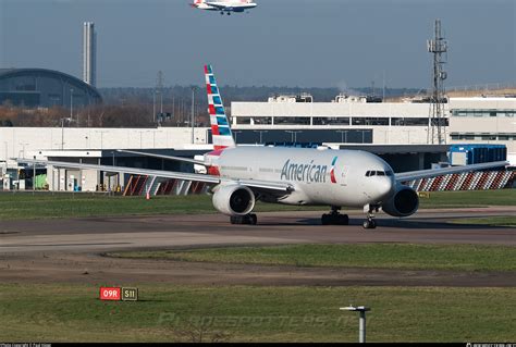 N758AN American Airlines Boeing 777 223ER Photo by Paul Hüser ID