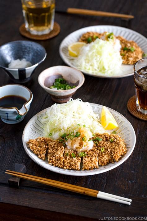 Gluten Free Baked Chicken Katsu グルテンフリー揚げないチキンカツ • Just One Cookbook