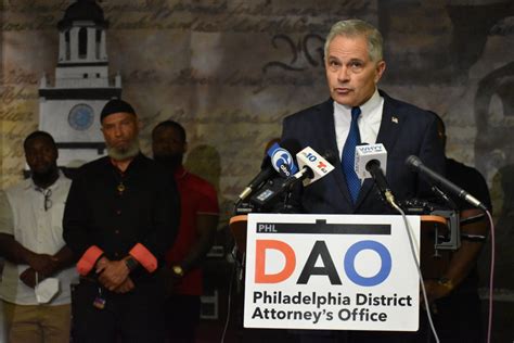 Larry Krasner fights back, rallies support after contempt vote – Metro ...