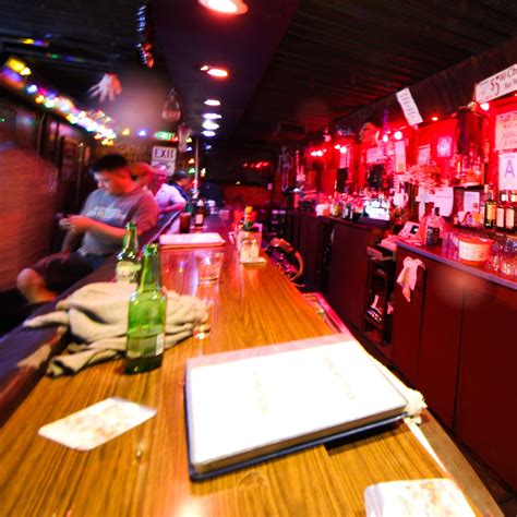 Best Dive Bars In La Dive Bar Good Whiskey Whiskey Bar