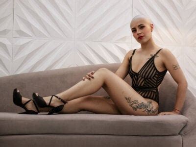 MissKatalina Stripchat Webcam Model Profile Free Live Sex Show Cam Joy