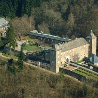 Burghotel Burg Schnellenberg In Attendorn Im Sauerland