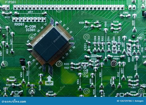 Parte De Una Placa De Circuito Electr Nica Con Un Microcircuito Y