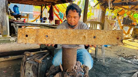 Knife Making Forging A Machete From The Rusty Leaf Spring Youtube