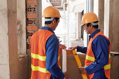 What Are The Different Types Of Contractors