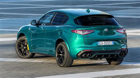 Alfa Romeo Stelvio Quadrifoglio 2020 novità uscita prezzo