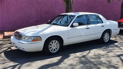 Grand Marquis 2003 Solamente 70 000 Kilómetros Uno De Los Mejores Autos