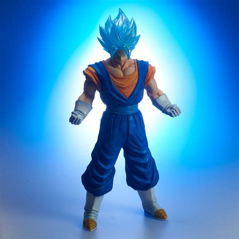 ドラゴンボール超 “未来”トランクス編の最強戦士「ssgssベジット」が全高45cmサイズで登場｜株式会社プレックスのプレスリリース