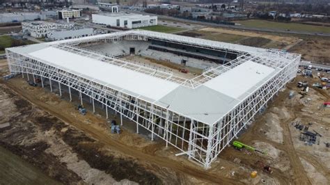 Nowy Stadion W Opolu Ro Nie W Oczach Obiekt Jest Ju Oszklony I