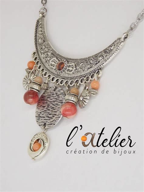 Collier ethnique Un grand marché Collier ethnique Bracelet strass