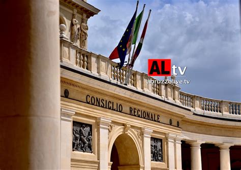 Elezioni Abruzzo Ecco Il Nuovo Si Fa Per Dire Consiglio Regionale