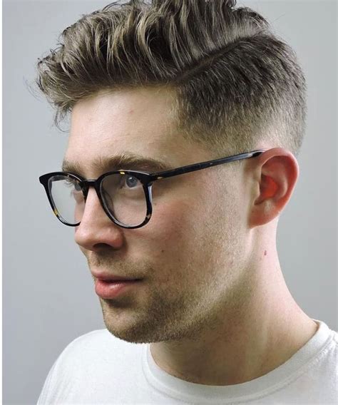 20 Kiểu tóc short quiff đẹp và phong cách nhất gây bão năm nay