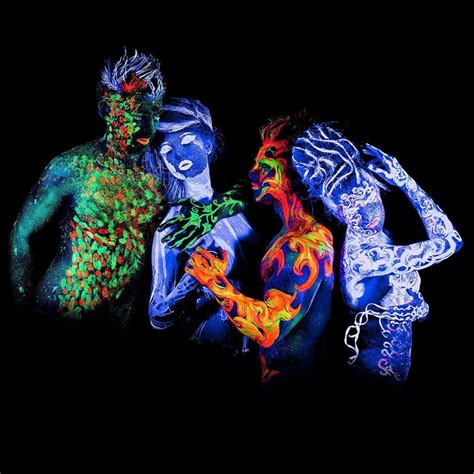 Glow In The Dark Party Themes For The Best Glow Parties Light Up Wear Body Painting Neon