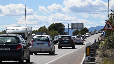 ACCIDENTE CASTELLÓN Un accidente con 5 vehículos implicados provoca