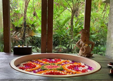 awesome flower bath kaveri spa   udaya ubud traveller reviews