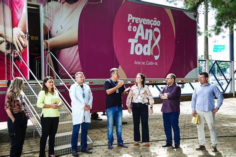 Unidade móvel do Hospital do Amor realiza exames de mamografia na