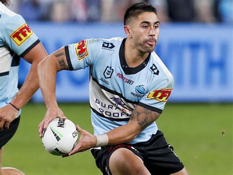 John Morris Heaps Praise On Shaun Johnson After Sharks Win Third Straight Over Titans