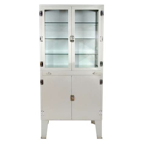 Vintage S Metal Medicine Cabinet At Stdibs