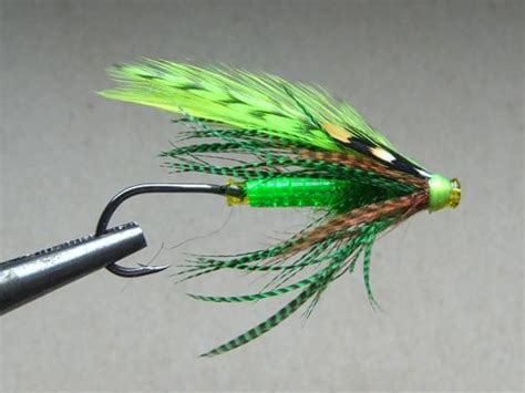 Fly Tying Lazer Wrap