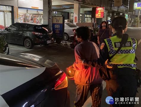 8旬婦騎車尋友迷途 二崙警獲報協助返家